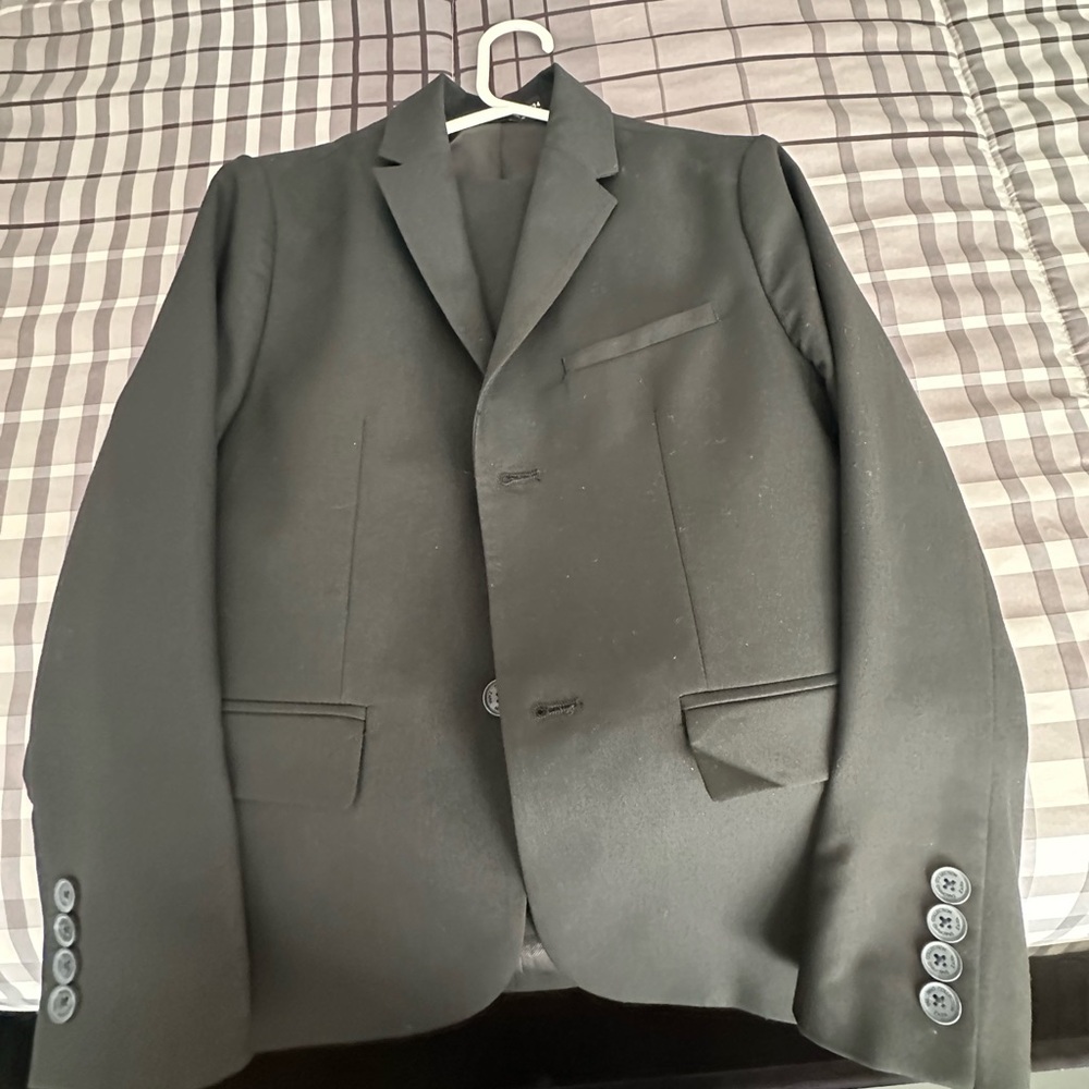 Zara suit boys